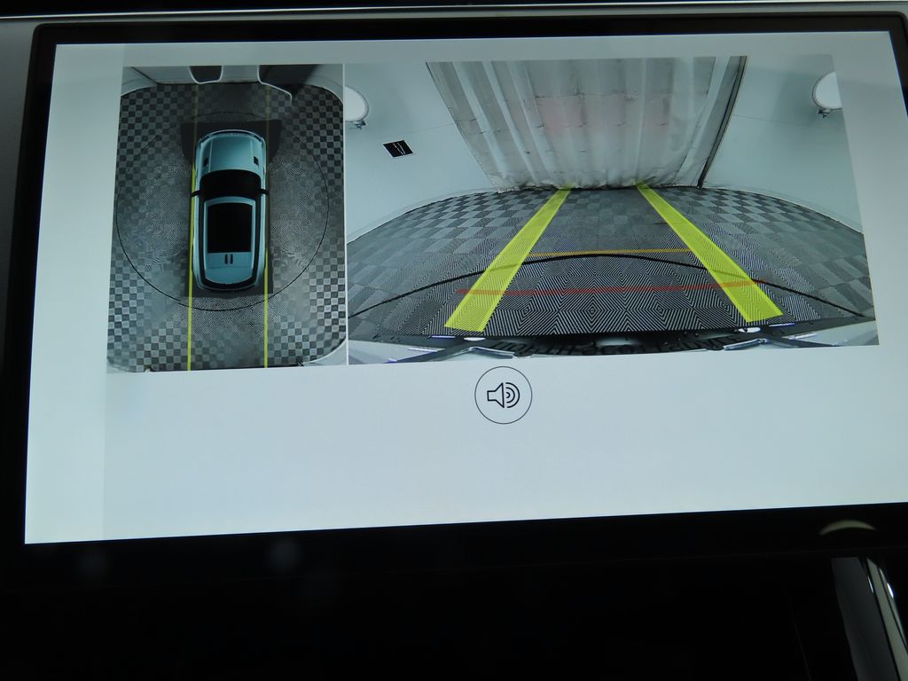 Thumbnail: 2025 Land Rover Range Rover Sport - 17