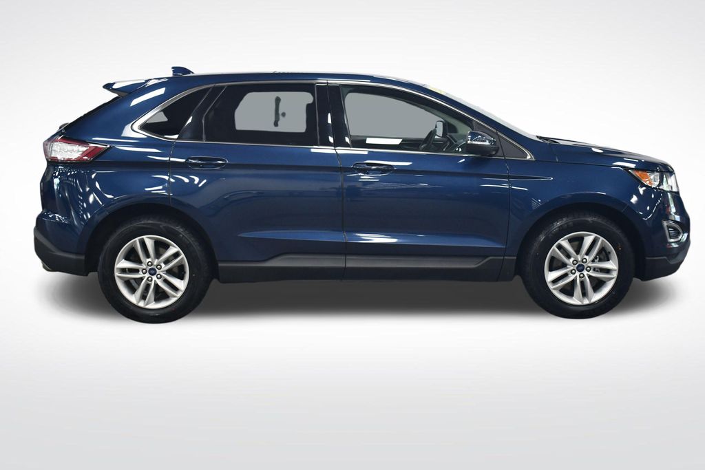 Thumbnail: 2017 Ford Edge - 6