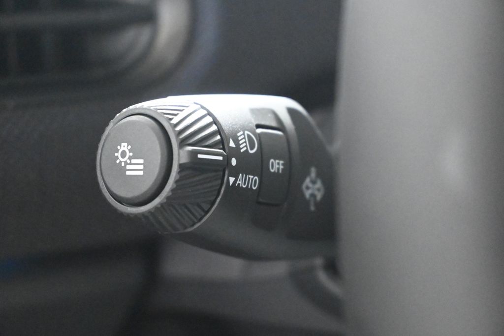 Thumbnail: 2026 MINI Cooper - 25