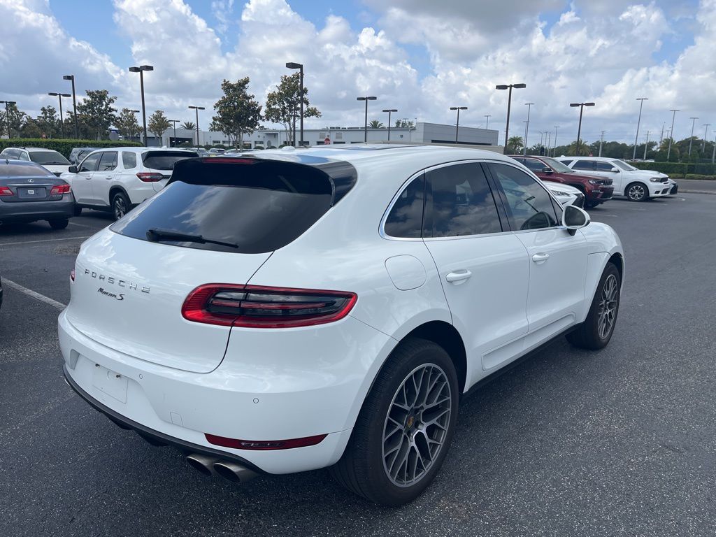 Thumbnail: 2017 Porsche Macan - 8