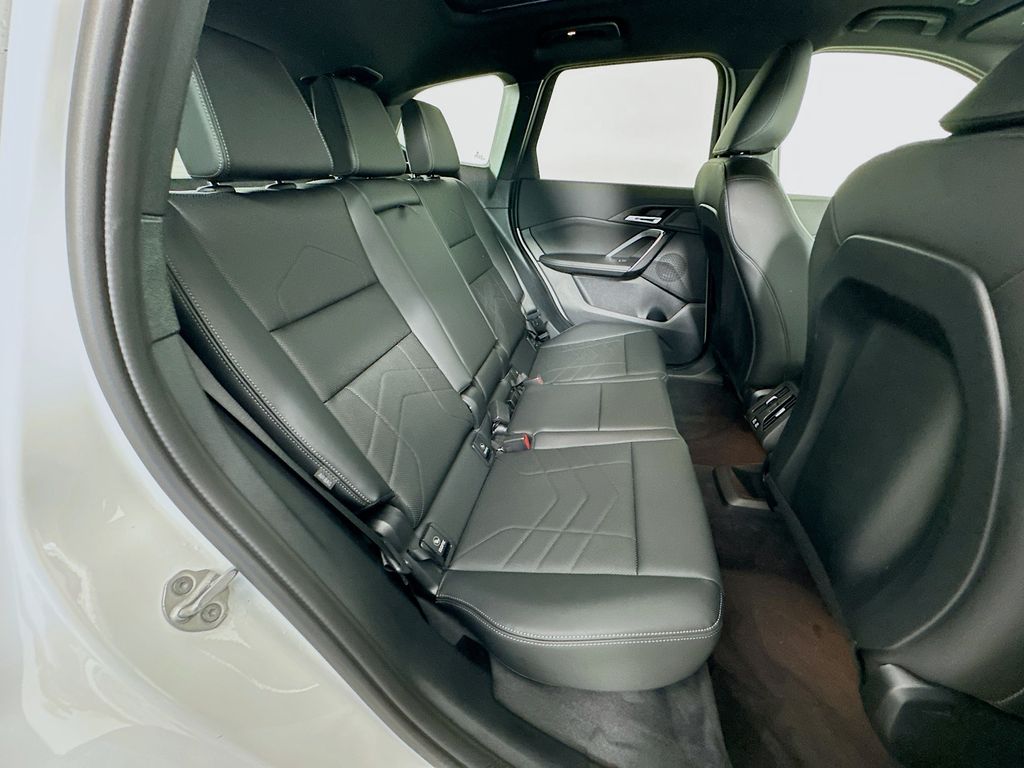 Thumbnail: 2025 BMW X1 - 27