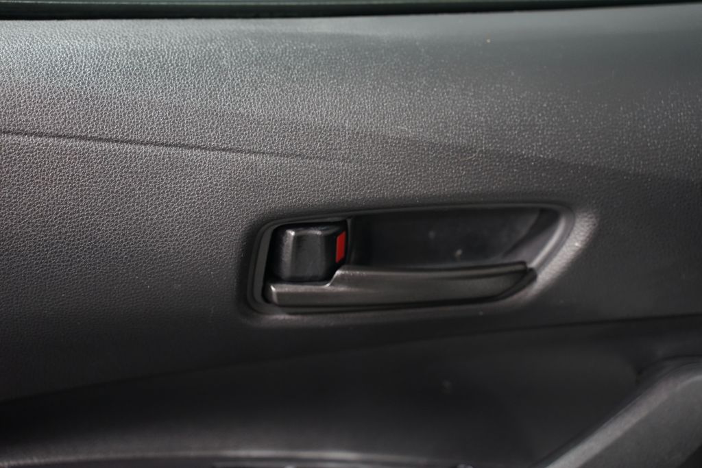 2024 Toyota Corolla LE 29