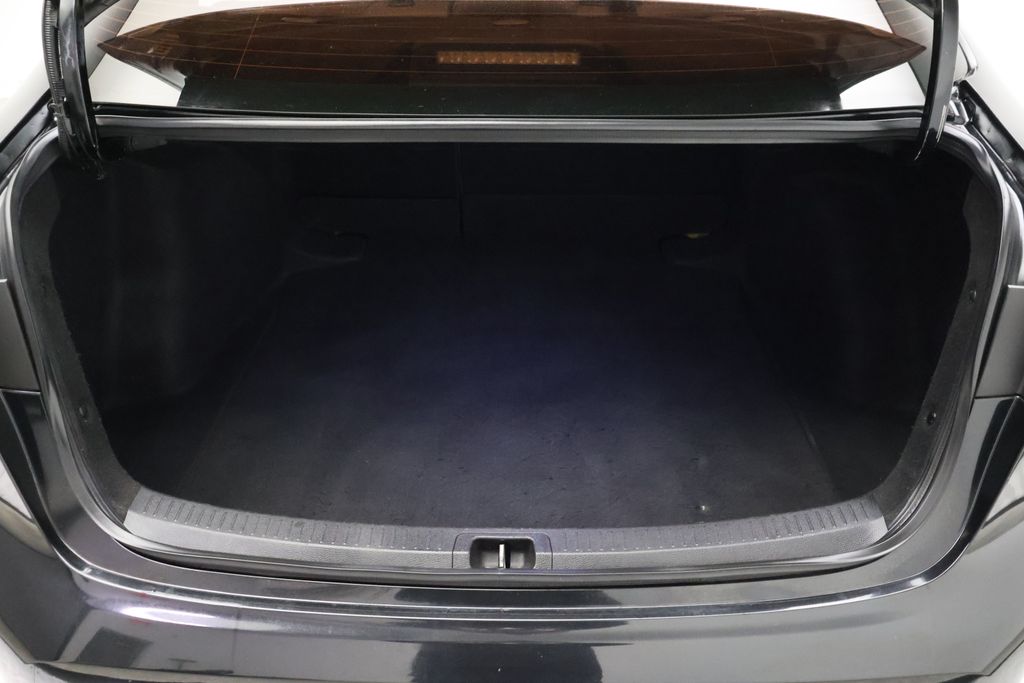 Thumbnail: 2021 Toyota Corolla - 21