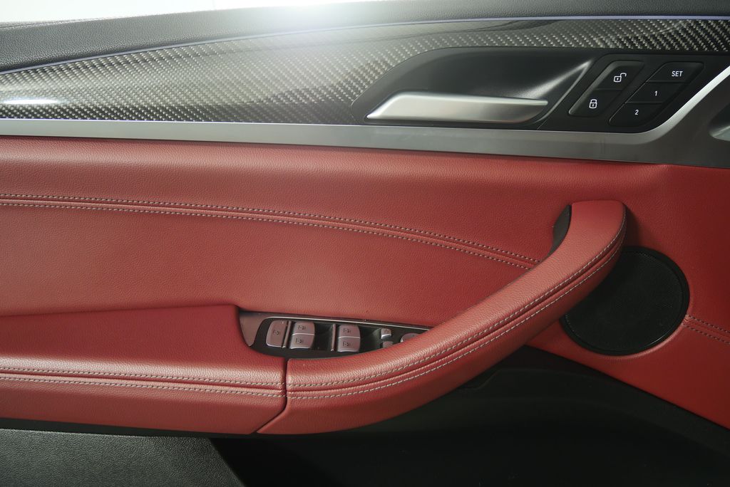 Thumbnail: 2024 BMW X4 - 9