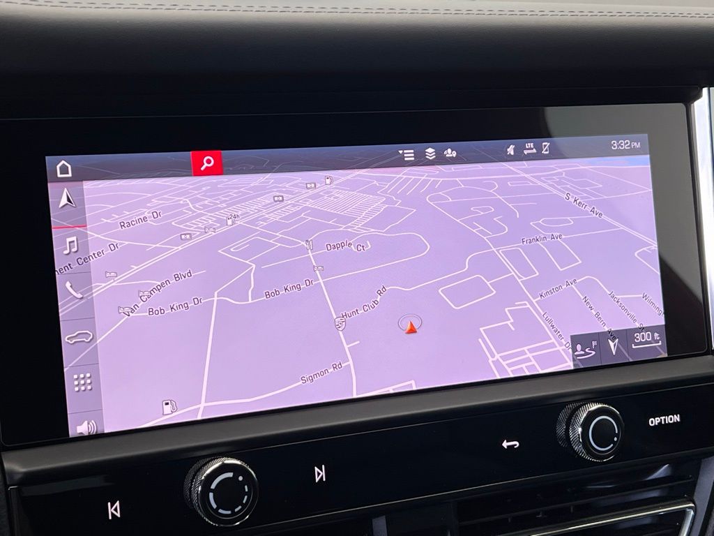 2022 Porsche Macan GTS 13