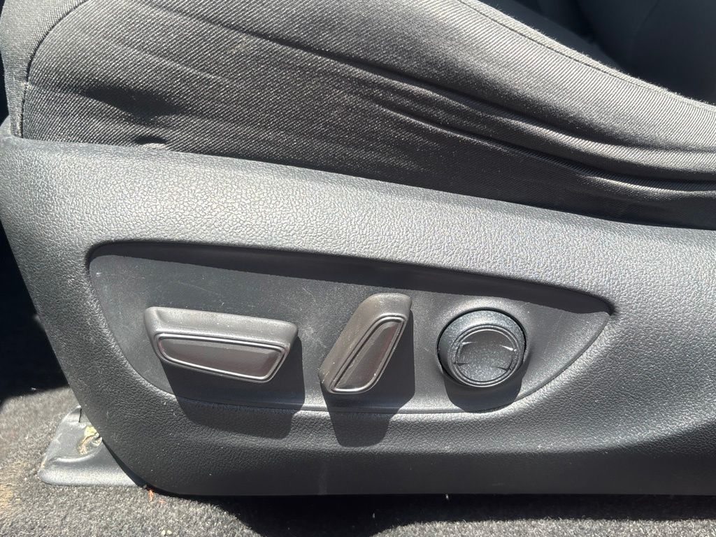 Used 2019 Toyota RAV4 SUV