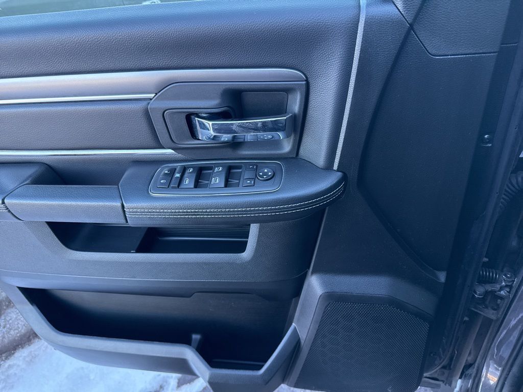 Certified Used 2022 Gray Ram Warlock image 32