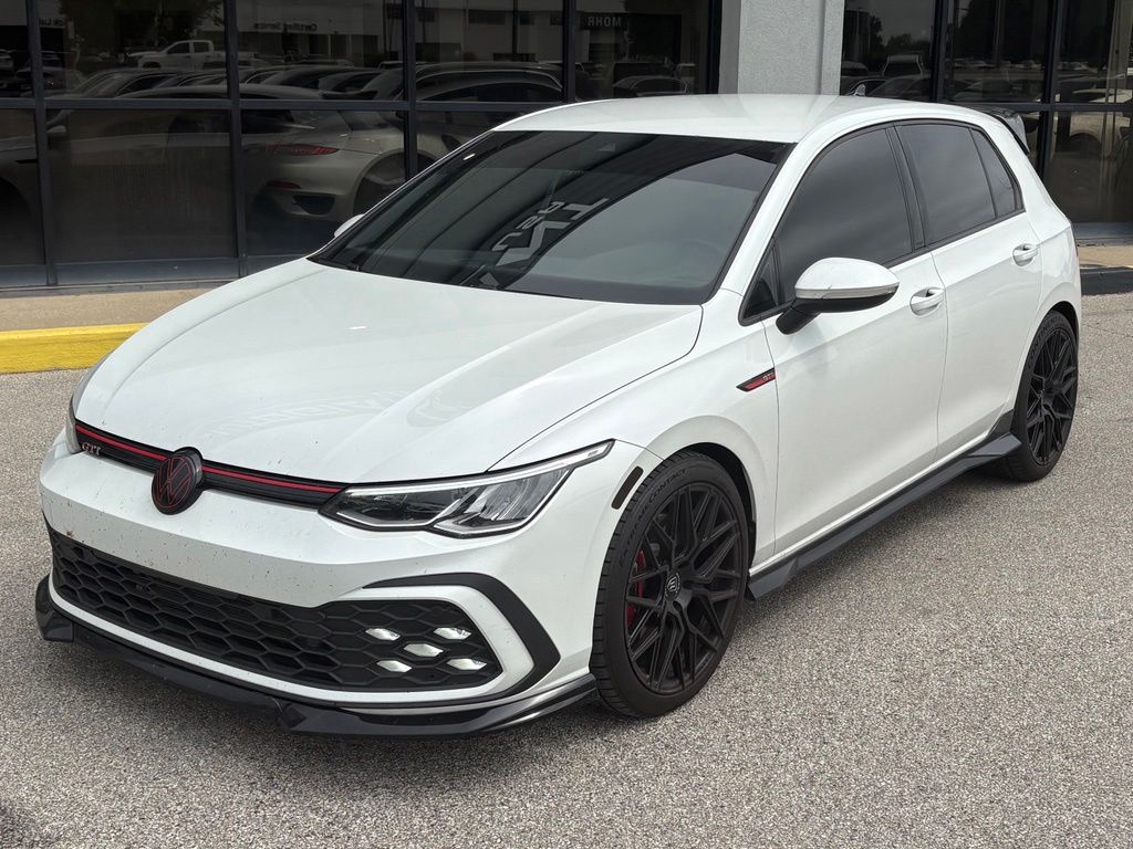 Oryx White Pearl 2022 Volkswagen Golf GTI Hatchback Front-Wheel Drive 7-Speed Dual Clutch