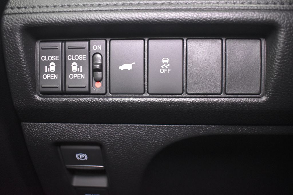 Thumbnail: 2026 Honda Odyssey - 13