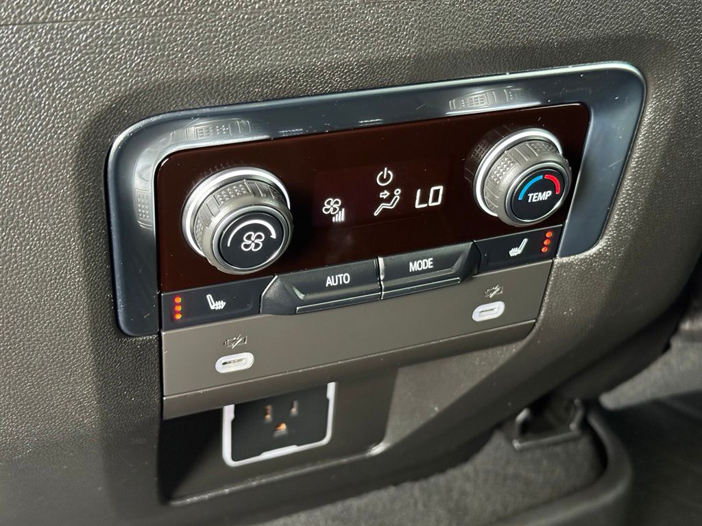 2023 Chevrolet Tahoe Z71 Black - Jim Hudson Acura - Image 26