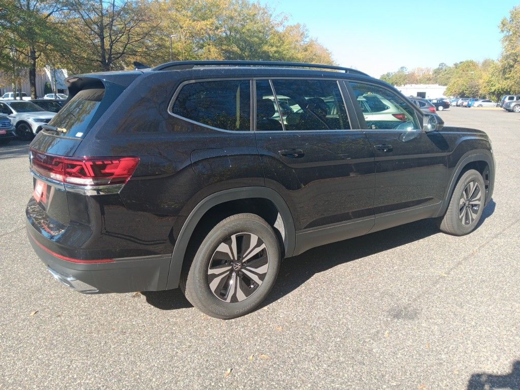 2025 Volkswagen Atlas 2.0T SE 5