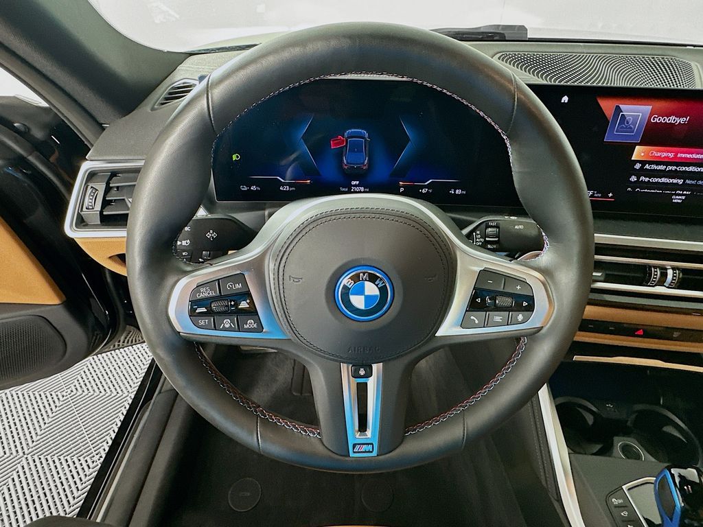 Thumbnail: 2023 BMW i4 - 11