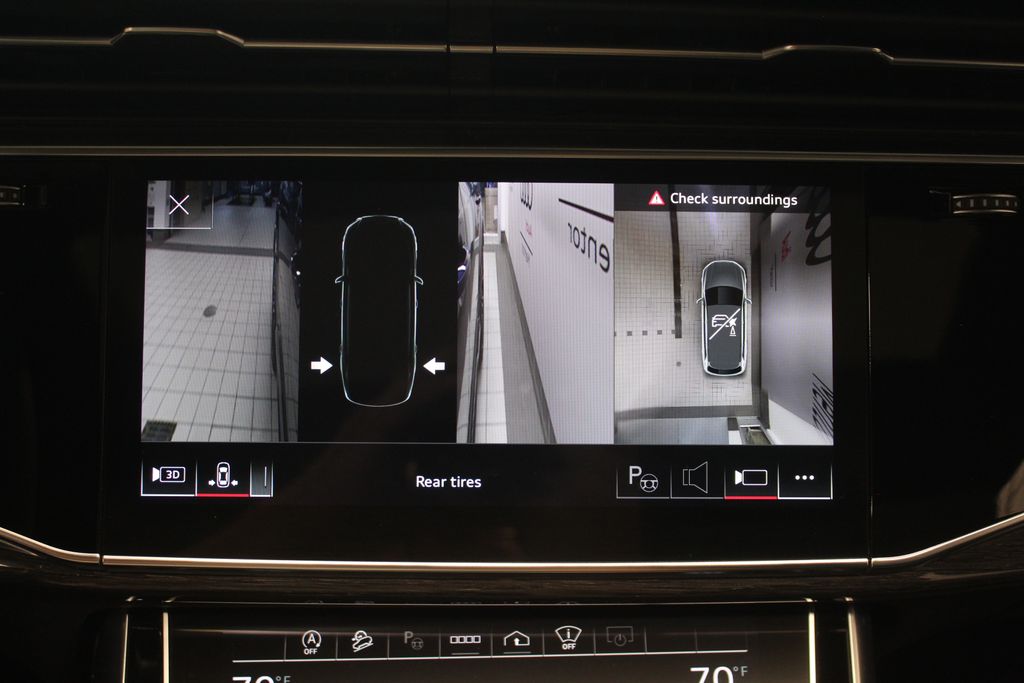 Thumbnail: 2023 Audi Q7 - 26