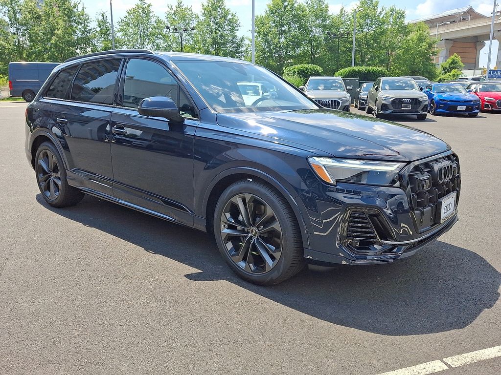 Thumbnail: 2025 Audi Q7 - 2
