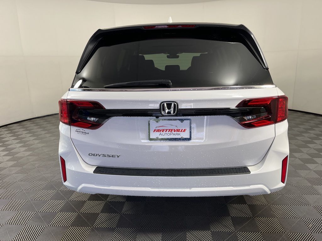 Thumbnail: 2026 Honda Odyssey - 4