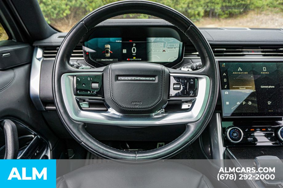 Used 2023 Silver Land Rover SE image 28