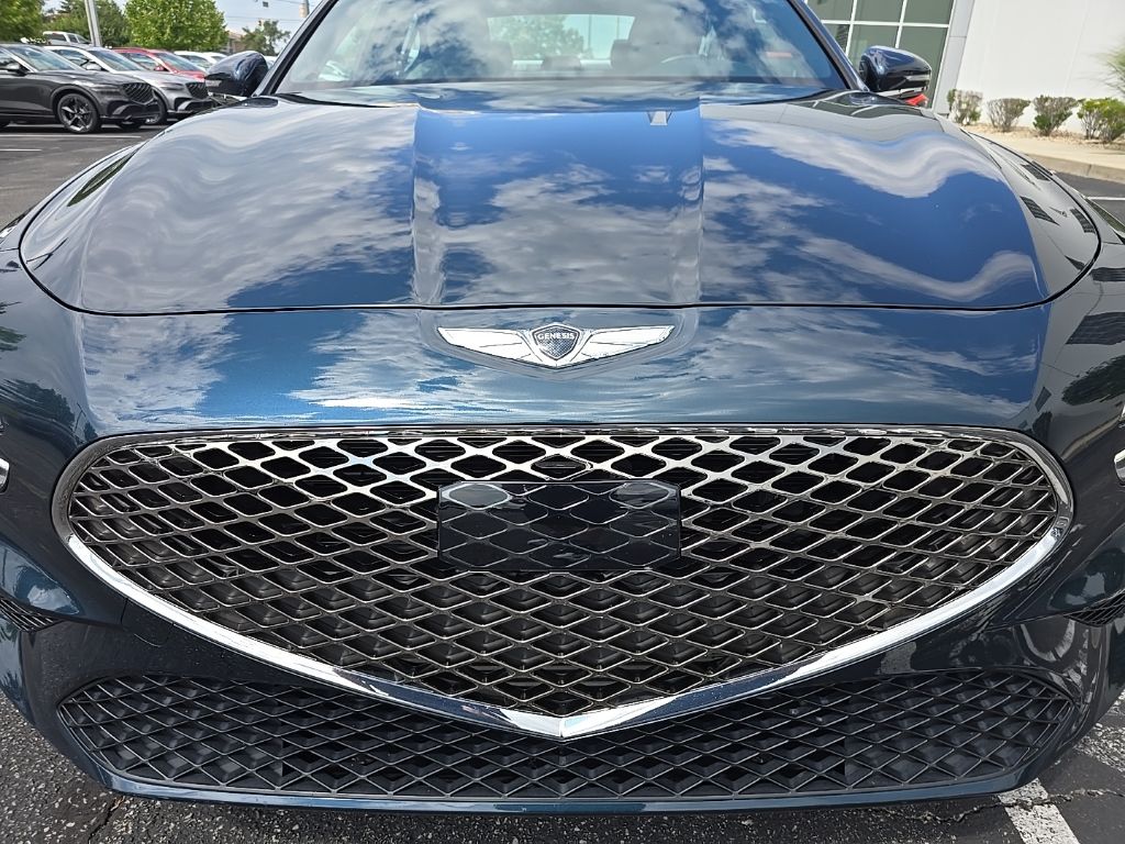 Thumbnail: 2023 Genesis G70 - 13