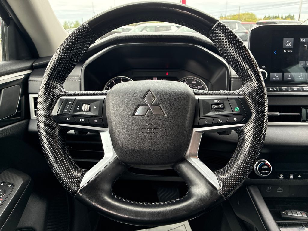 2023 Mitsubishi Outlander SE  at Auto Express Mitsubishi