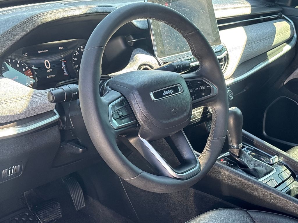 Used Car 2024 Jeep Compass  Latitude Lux For Sale Under $30,000 In Austin, Texas