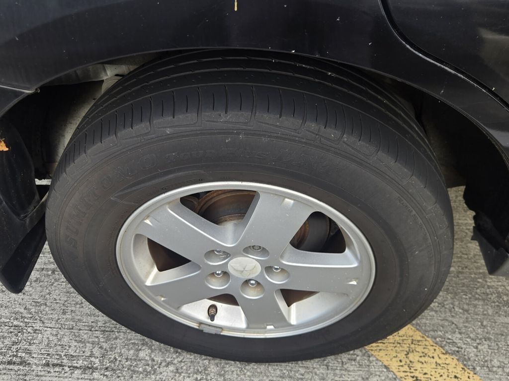2010 Mitsubishi Outlander - $2,995