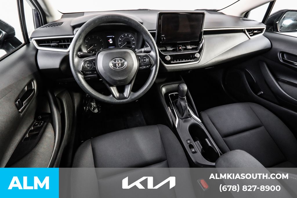 2023 Toyota Corolla LE photo 33