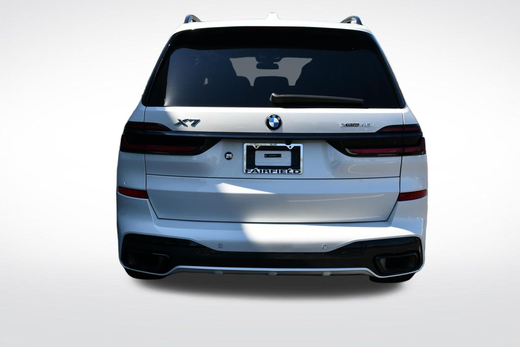 Thumbnail: 2025 BMW X7 - 7