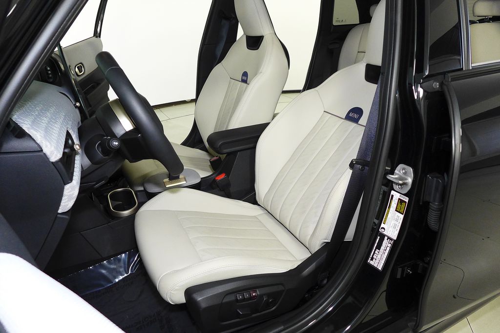 Thumbnail: 2025 MINI Cooper - 22