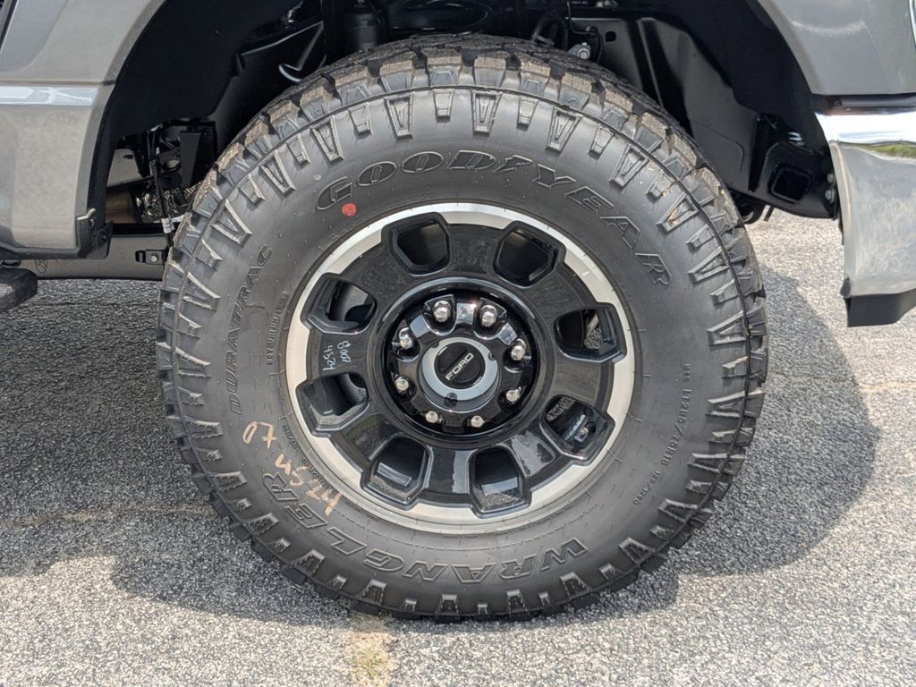 2025 Ford F-350 Super Duty XLT