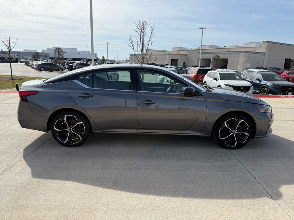 Thumbnail: 2024 Nissan Altima - 4