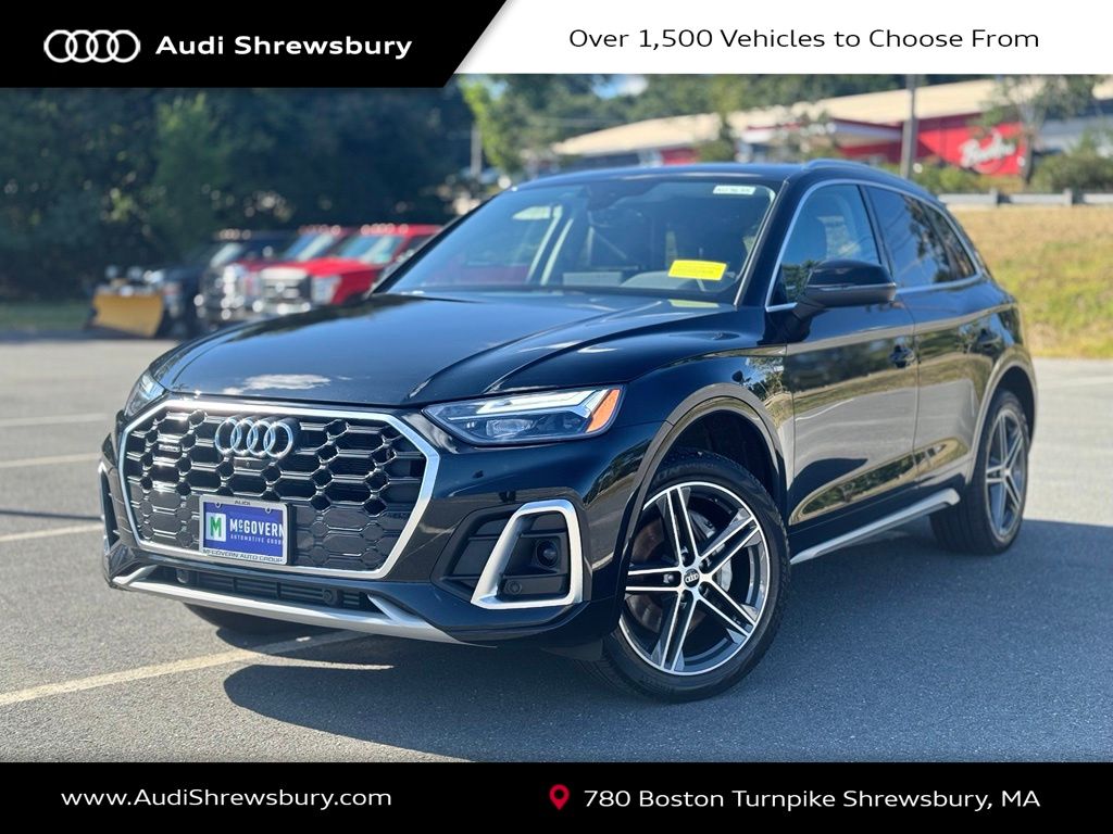 Mythos Black Metallic 2025 Audi Q5 Hybrid Plug-in SUV / Crossover All-Wheel Drive 7-Speed Automatic