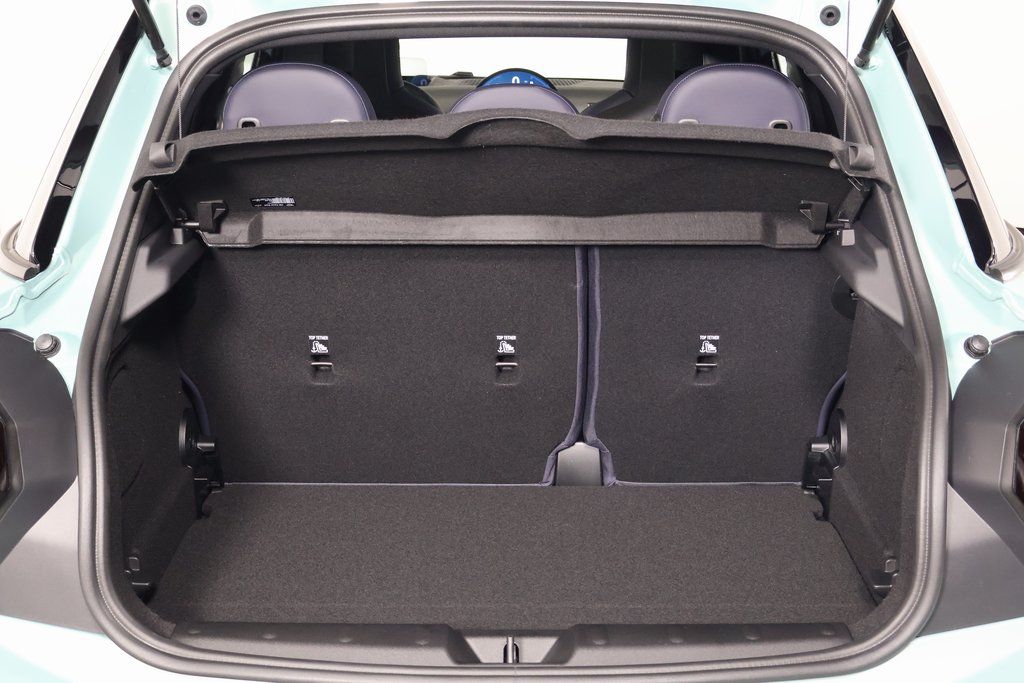 Thumbnail: 2026 MINI Cooper - 8