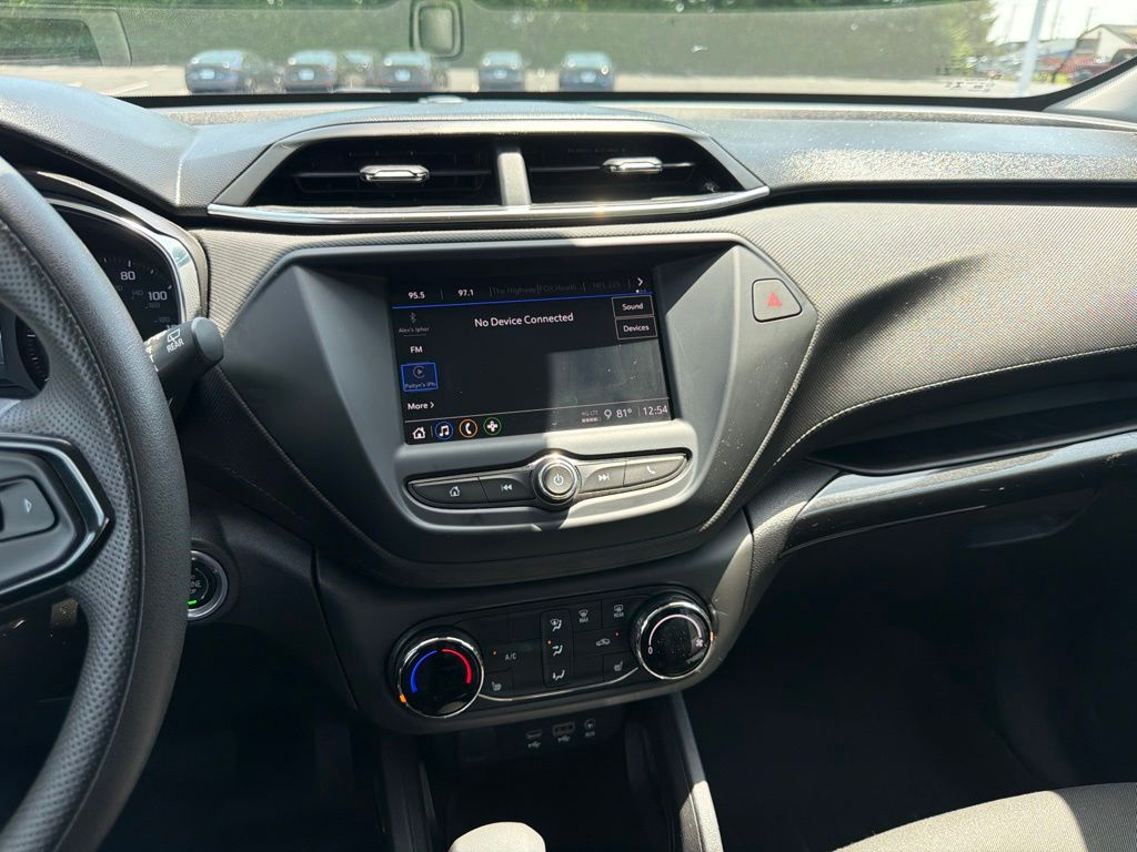Thumbnail: 2022 Chevrolet TrailBlazer - 14