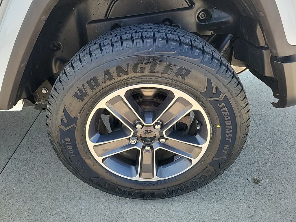 Used 2023 Jeep Wrangler SUV