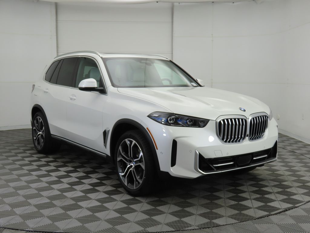 Used 2026 White BMW xDrive40i image 4