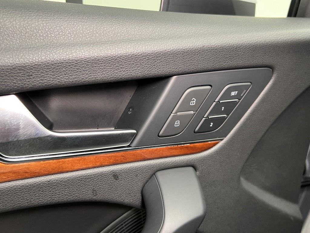 Thumbnail: 2023 Audi Q5 - 29