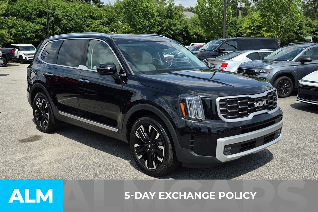 Used 2025 Ebony Black Kia SX-Prestige image 3