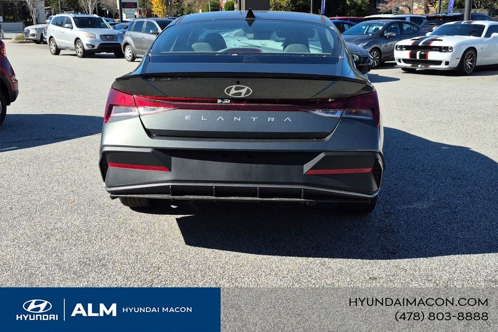 New 2026 Gray HYUNDAI SEL Sport image 8