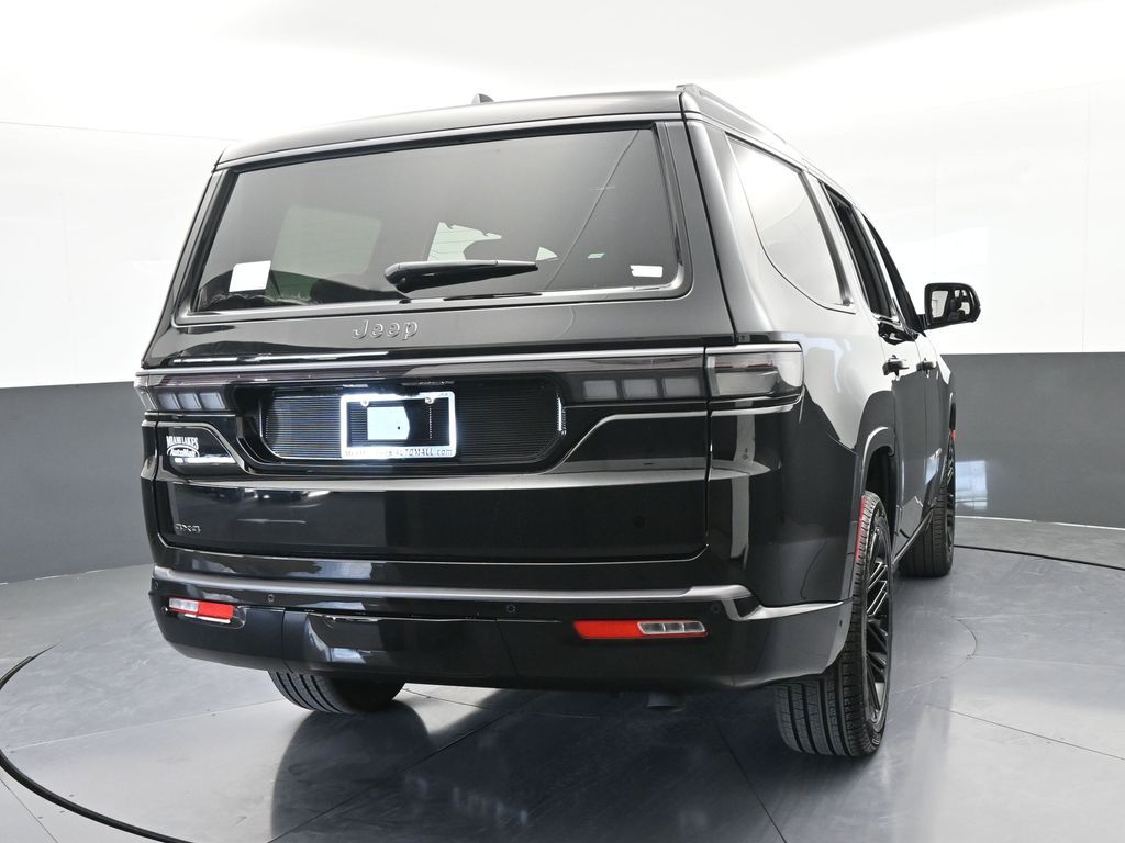 New 2026 High Gloss Black Jeep Limited image 5