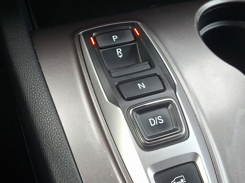 Thumbnail: 2022 Honda Pilot - 16