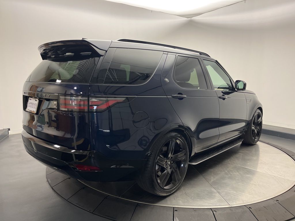 Thumbnail: 2023 Land Rover Discovery - 5