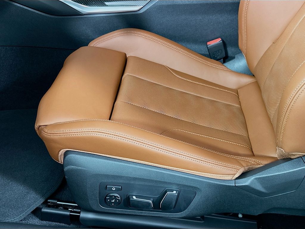 Thumbnail: 2026 BMW M4 - 21