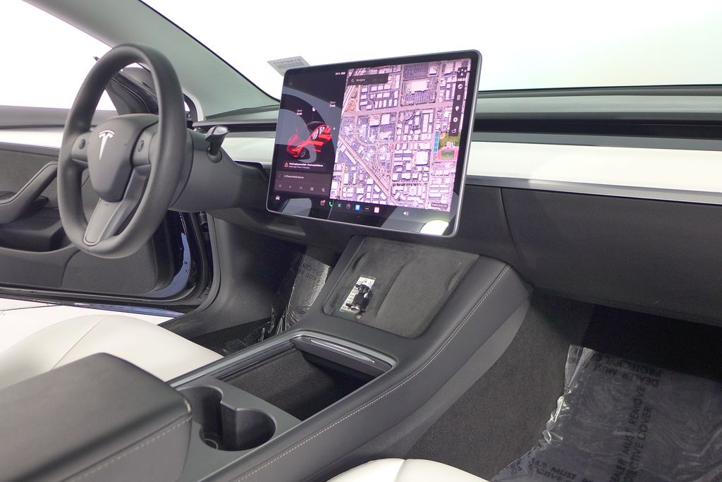 Thumbnail: 2021 Tesla Model 3 - 13