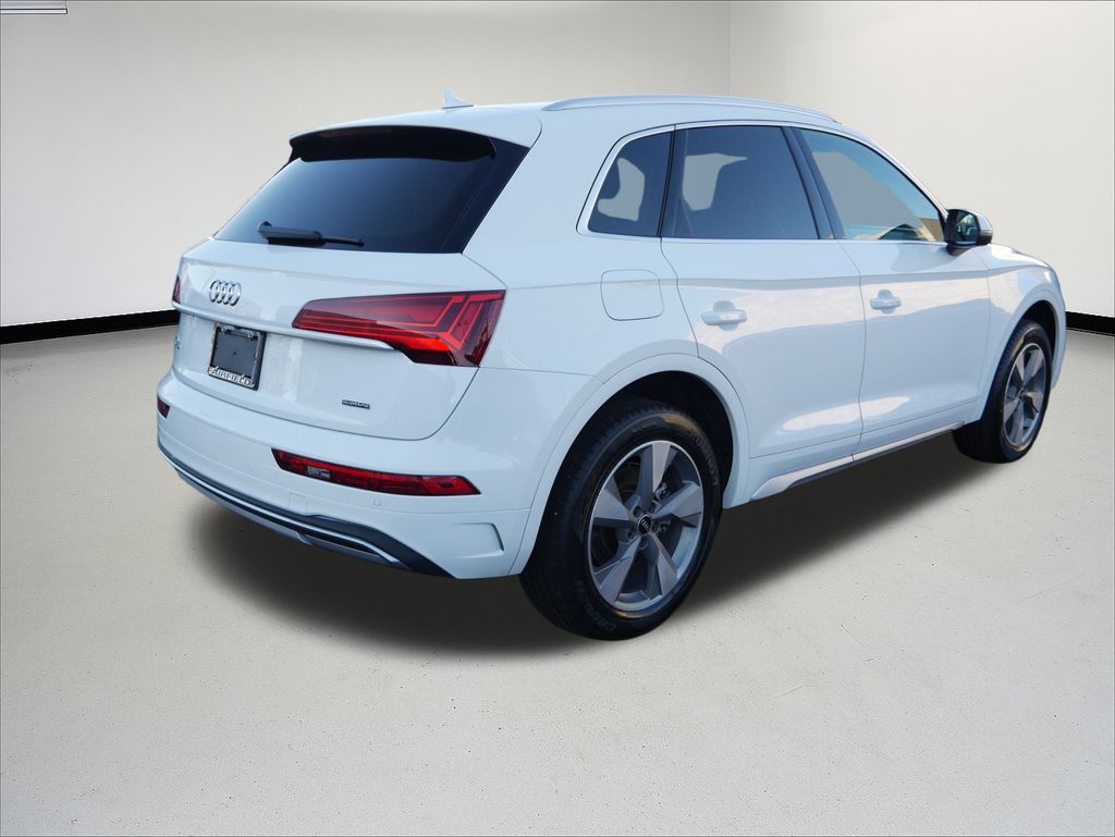 Thumbnail: 2023 Audi Q5 - 5