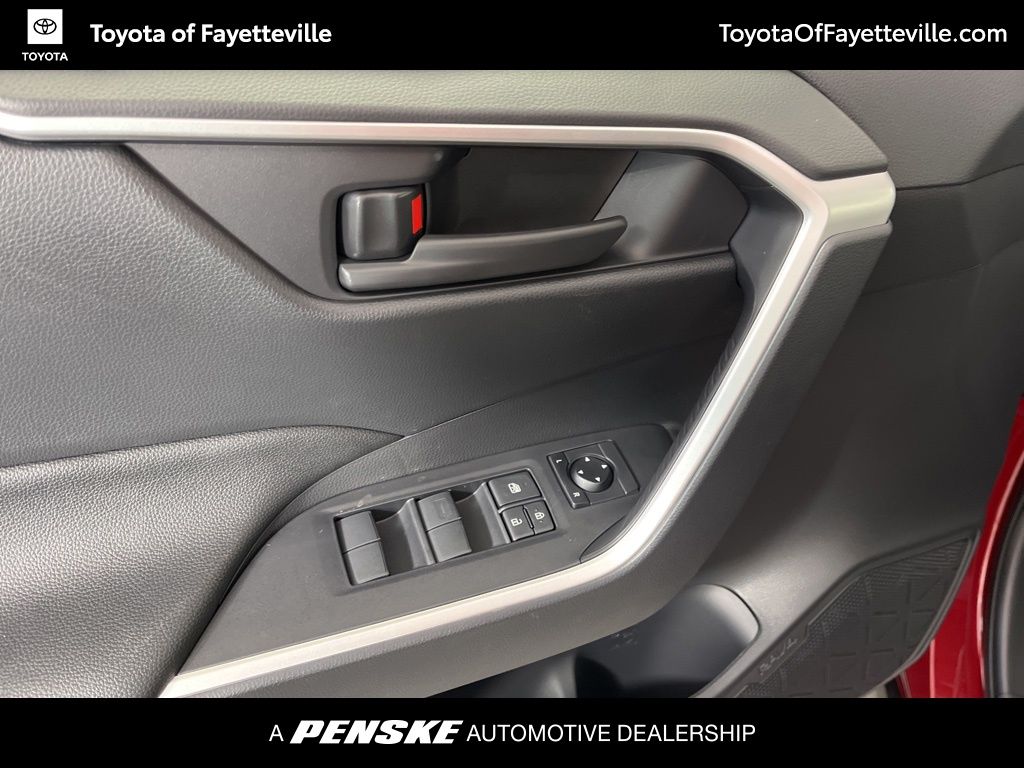 Thumbnail: 2025 Toyota RAV4 - 24