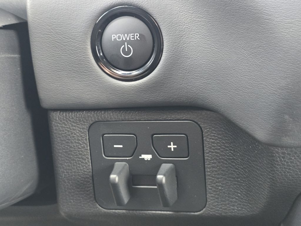 New 2026  Toyota Platinum image 9
