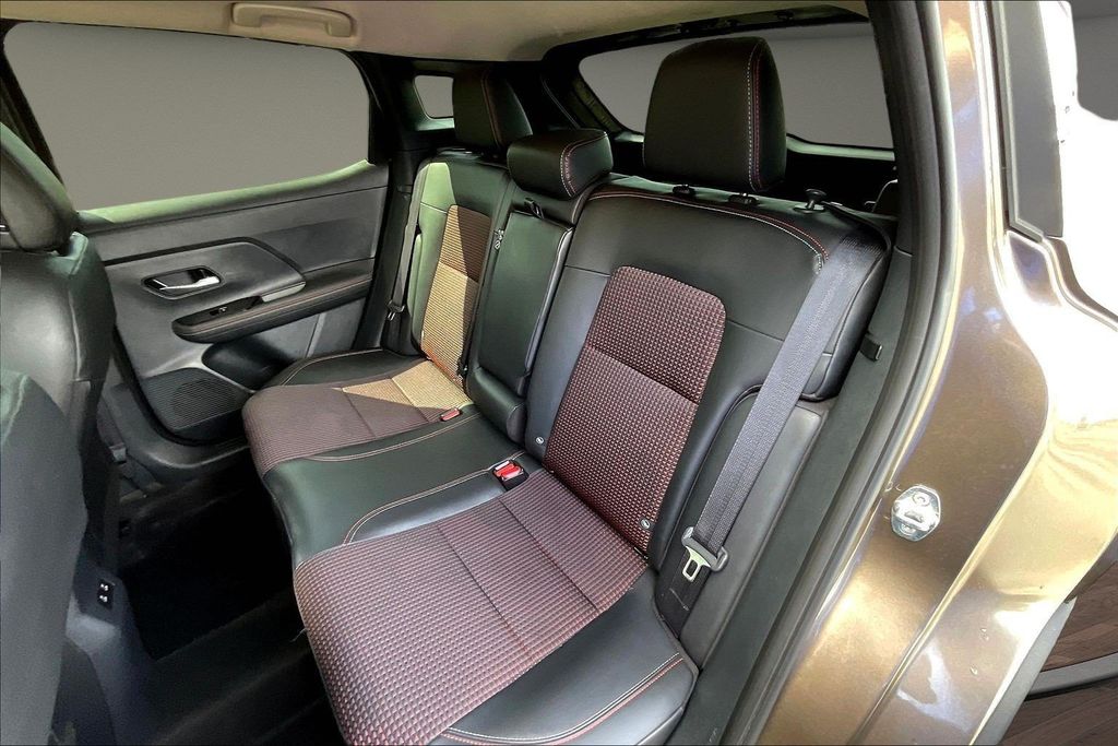 Used 2025 Nissan Kicks SUV
