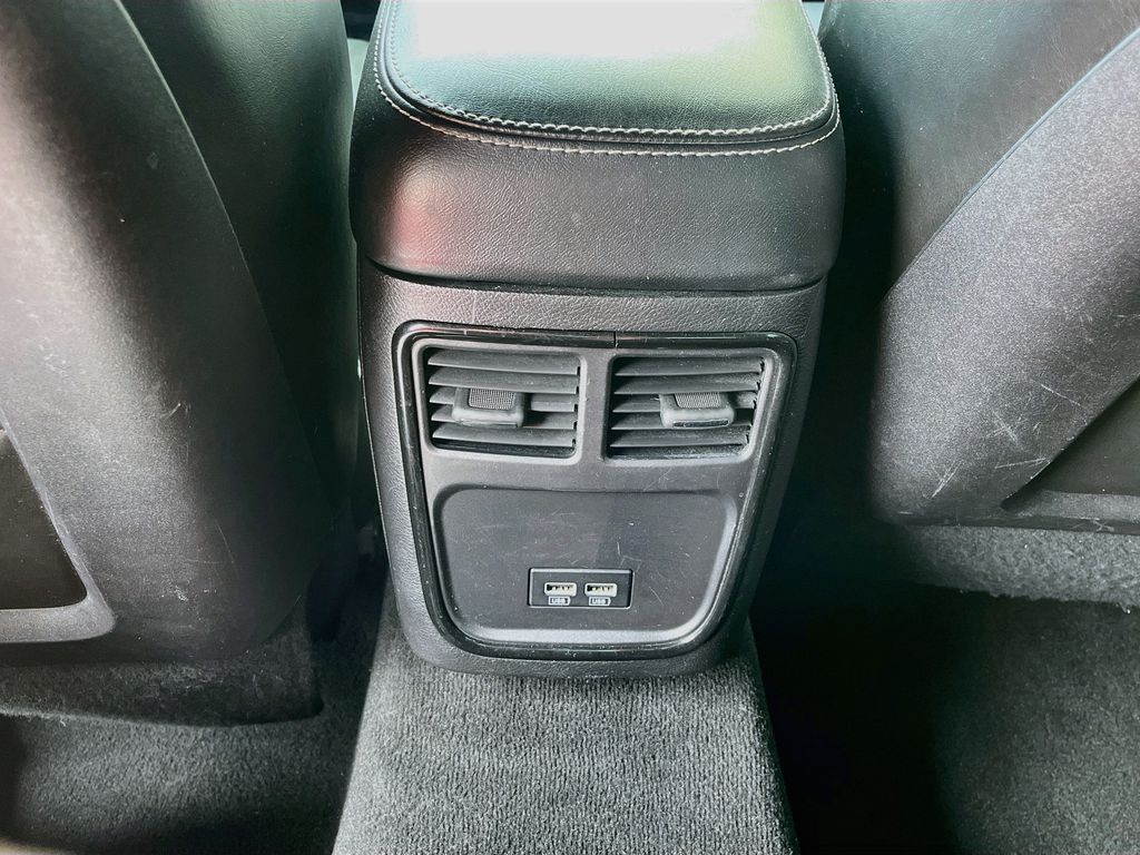 Used 2021 White Chrysler S image 26