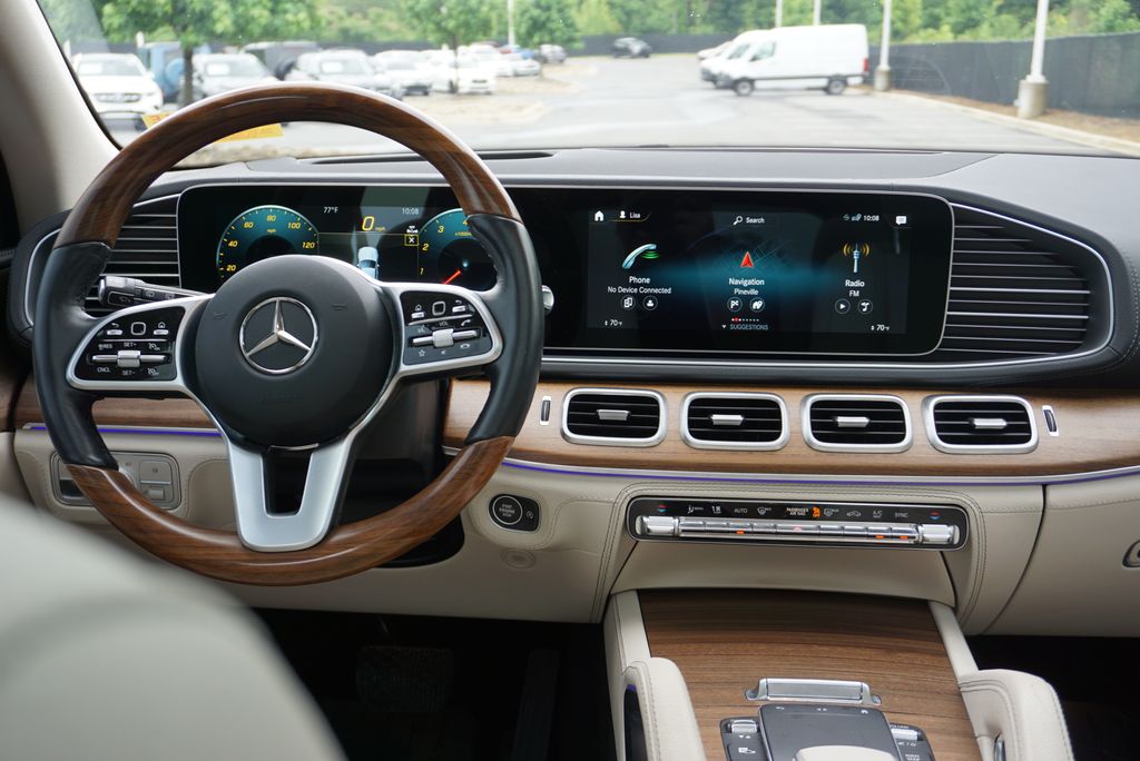 Thumbnail: 2023 Mercedes-Benz GLS - 18
