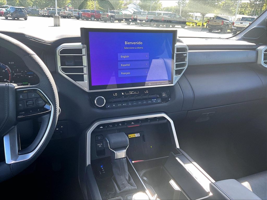 2024 Toyota Sequoia — photo 19