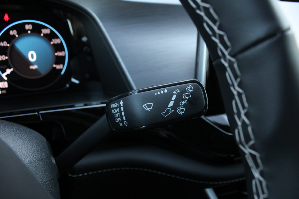 New 2026  Volkswagen SE w/Technology image 14